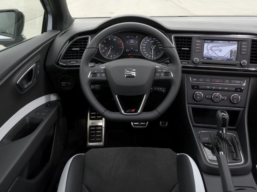  Seat Leon SC Cupra 280 2014 года  (фото 10 из 20)